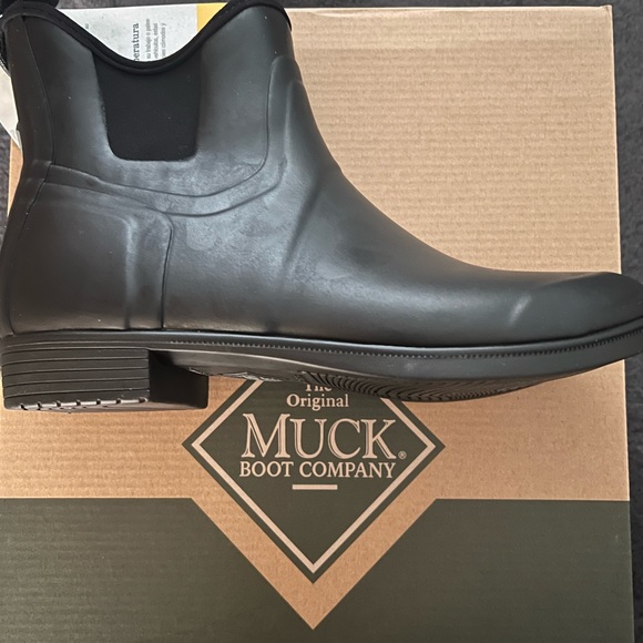 ⬇️ SALE NWB Muck Boots- Size 7 - Picture 7 of 7